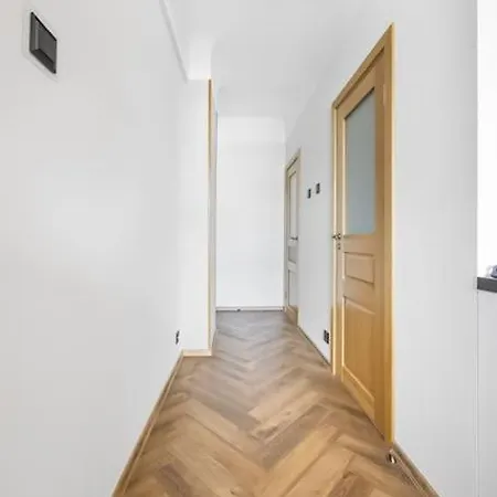 Cozy In The Center * タリン